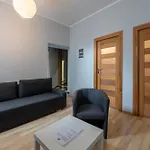 Essence Of Lodz-145m!central-secured-comfy18ppl!&freeparking Apartment Lodz