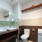 Essence Of Lodz-145m!central-secured-comfy18ppl!&freeparking Apartment Lodz