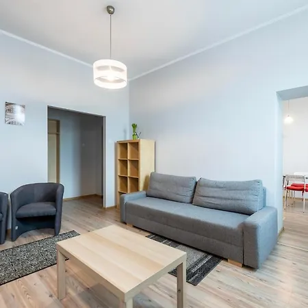 Essence Of Lodz-145m!central-secured-comfy18ppl!&freeparking Apartment Lodz (Lodz)