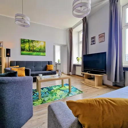 Essence Of Lodz-145m!central-secured-comfy18ppl!&freeparking * Łódź