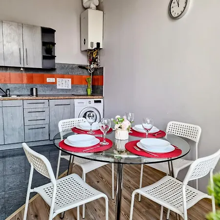 Essence Of Lodz-145m!central-secured-comfy18ppl!&freeparking Appartement Łódź
