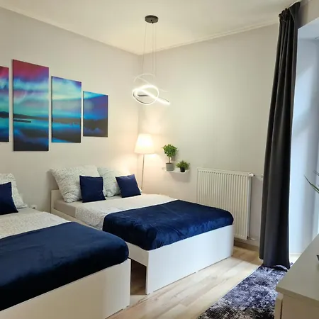 Apartment Essence Of Lodz-145m!central-secured-comfy18ppl!&freeparking