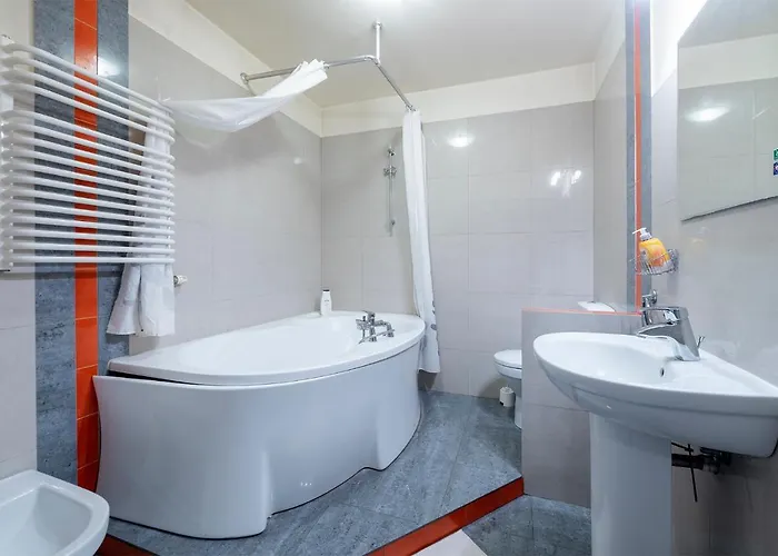 Lejlighed Essence Of Lodz-145m!central-secured-comfy18ppl!&freeparking